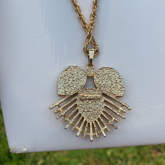 Vintage 1973 Gold-tone Sarah Coventry Necklace - Picture 6 of 17